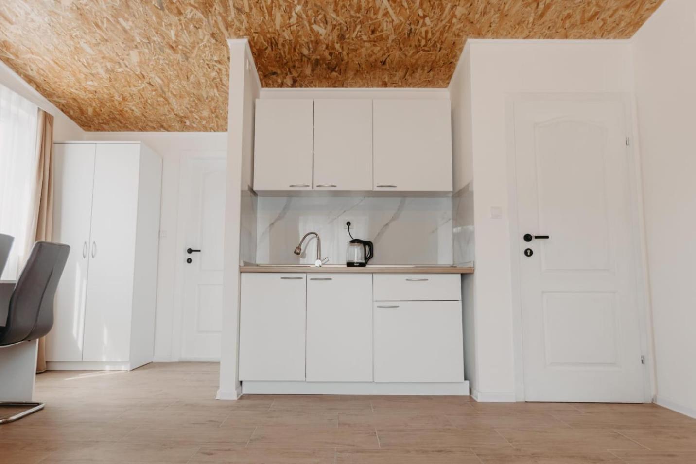 Nevesinje Apartmani Rosa מראה חיצוני תמונה