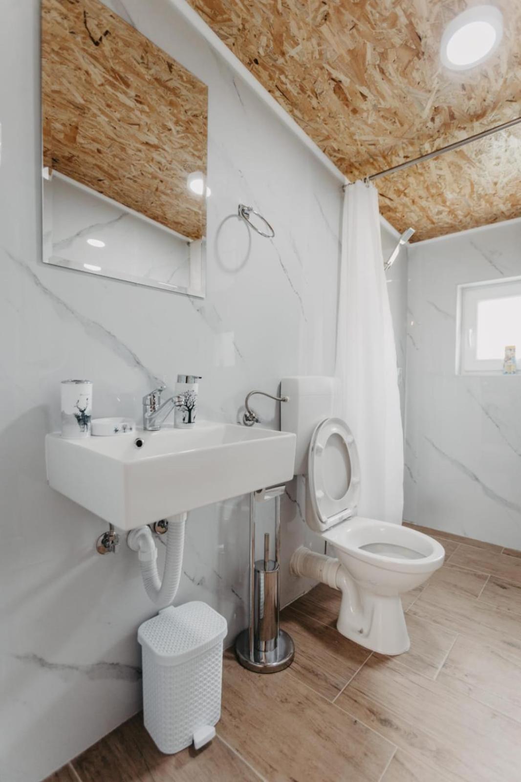 Nevesinje Apartmani Rosa מראה חיצוני תמונה