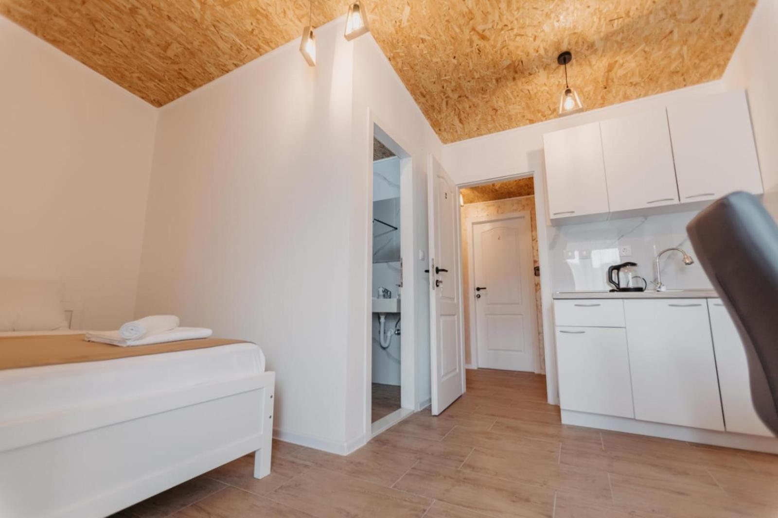 Nevesinje Apartmani Rosa מראה חיצוני תמונה